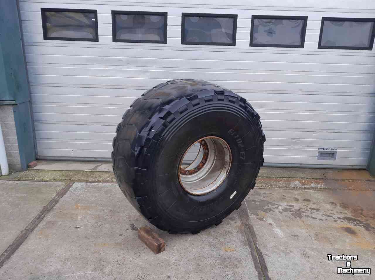 Wheels, Tyres, Rims & Dual spacers  24x20,5   24205   XS wiel