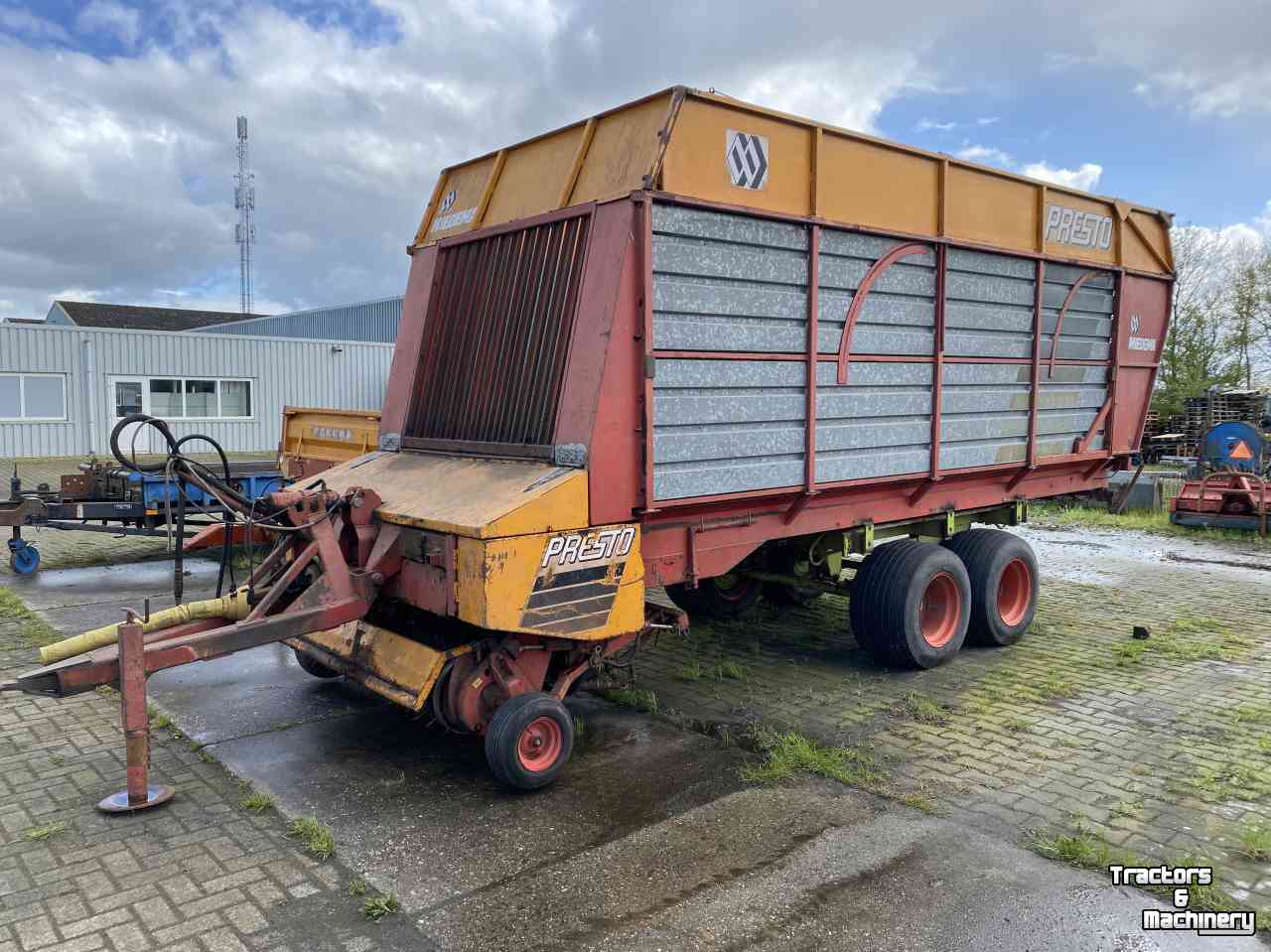 Self-loading wagon Miedema Presto
