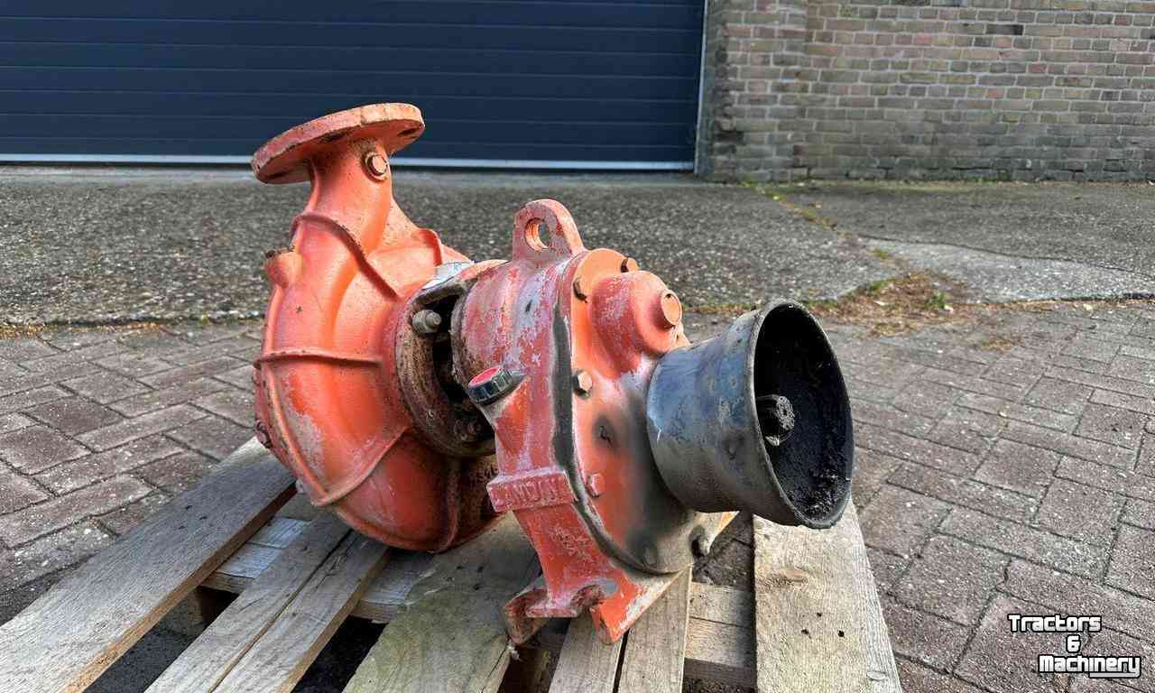 Irrigation pump Landini CMS 65 Waaierpomp