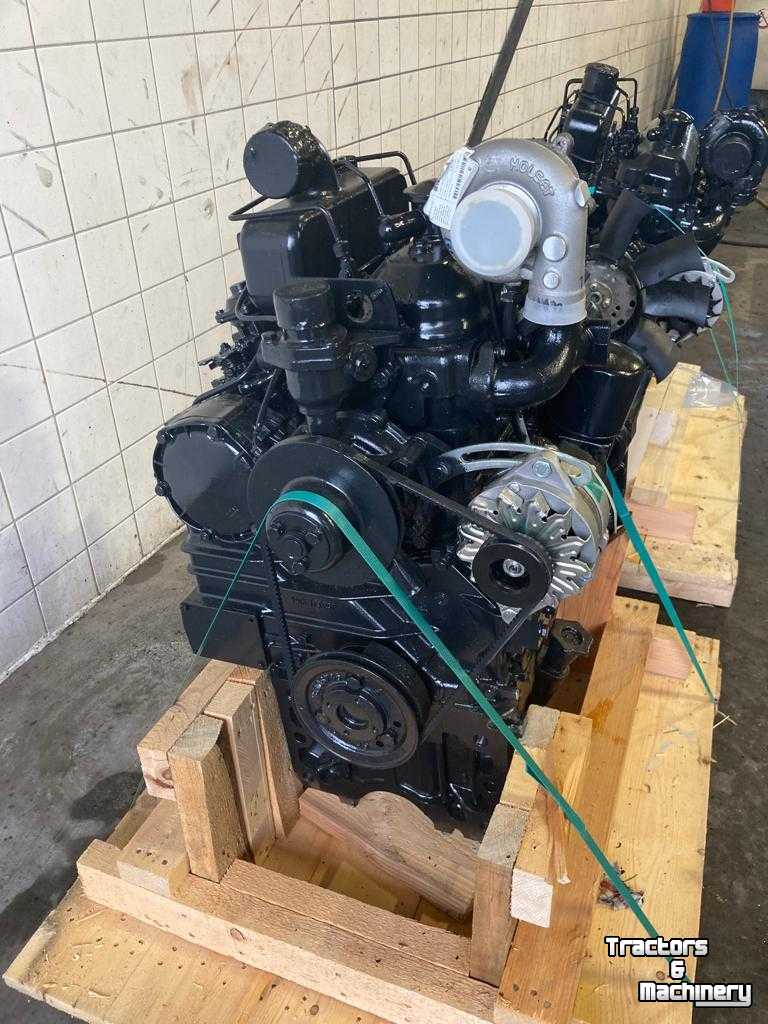 Engine New Holland 3 cilinder motoren Iveco 8035