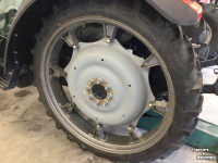 Wheels, Tyres, Rims & Dual spacers Deutz-Fahr 7.50-18 en 8.3-44