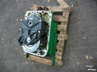 Used parts for tractors John Deere aftakas unit compleet