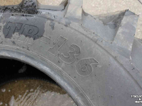 Wheels, Tyres, Rims & Dual spacers BKT 16.9-30 (16.9x30) buitenband TR-135 nieuw