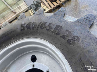 Wheels, Tyres, Rims & Dual spacers BKT 540/65r38 en 650/65r28