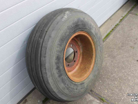 Wheels, Tyres, Rims & Dual spacers Vredestein 13.5/75-17 Special Ribbed 10ply wagenband met wiel/velg 6-gaats