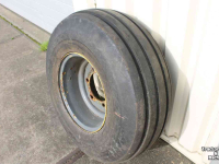Wheels, Tyres, Rims & Dual spacers Good Year 11.5/80-15.3 Super Flotation 12ply wagenband met wiel/velg implement 6-gaats