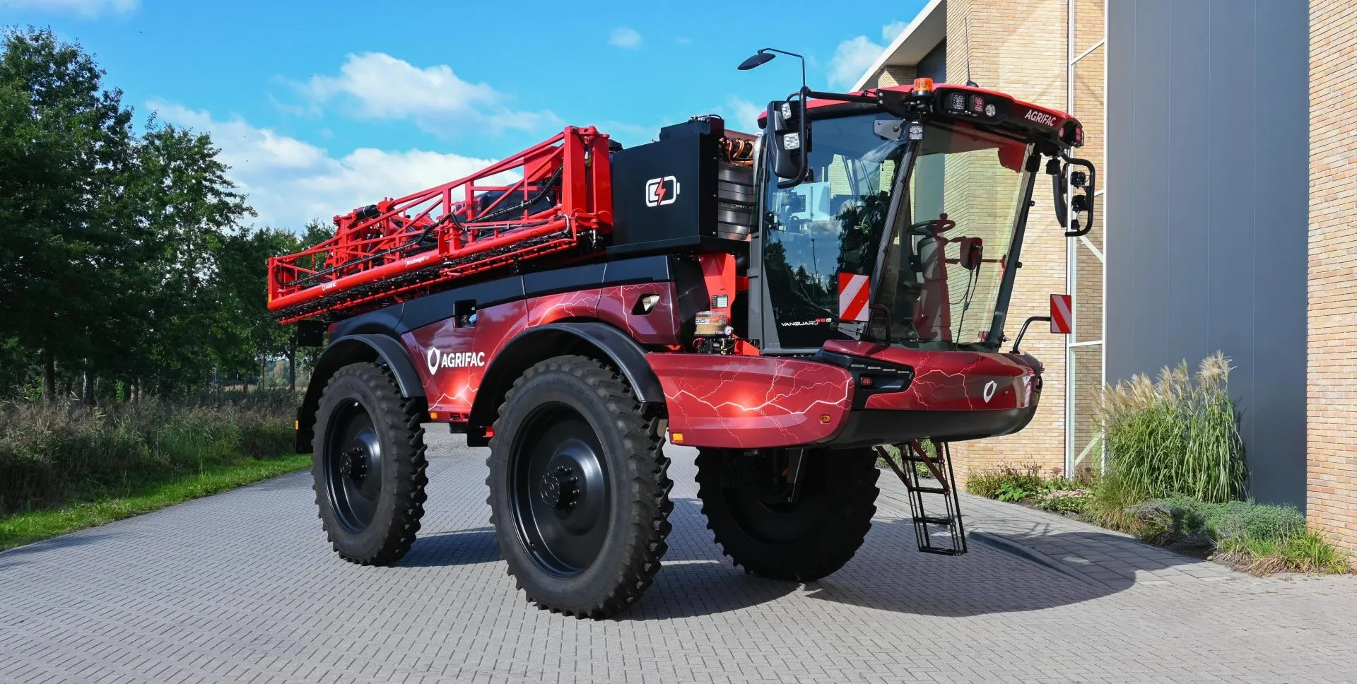 Agrifac Vanguard with electric drivetrain