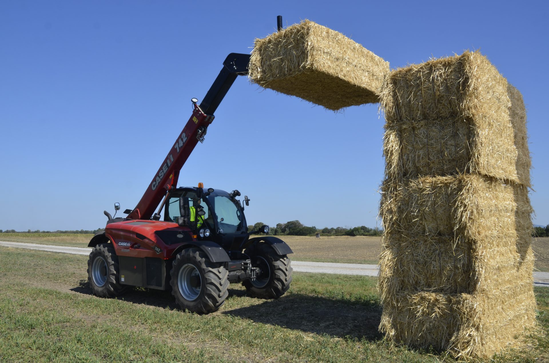 Case IH updates Farmlift telehandlers