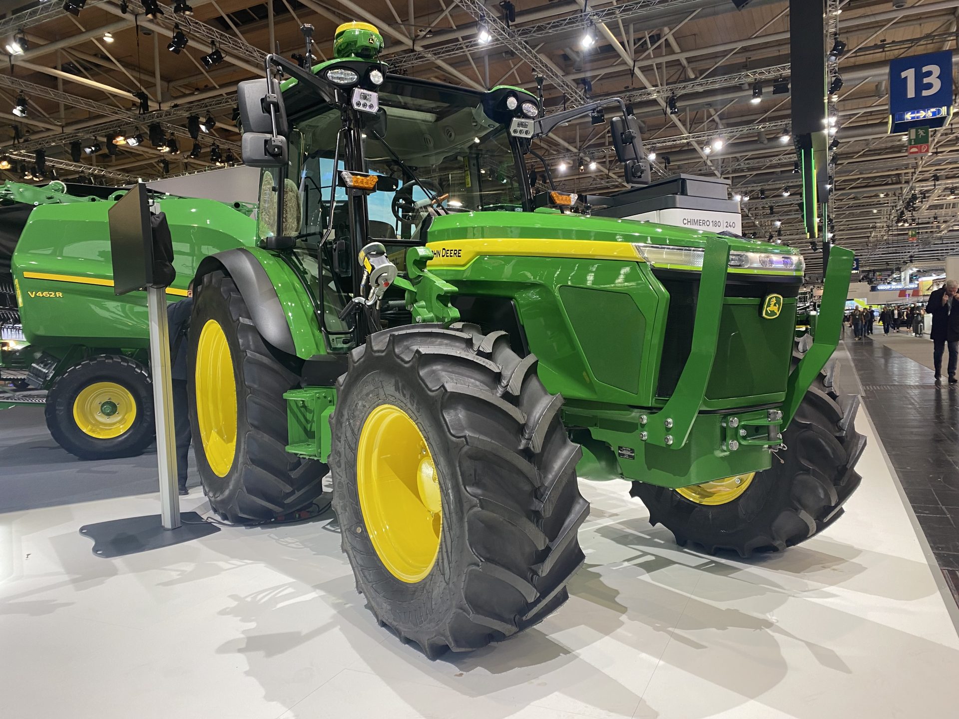 European debut for John Deere electric tractor