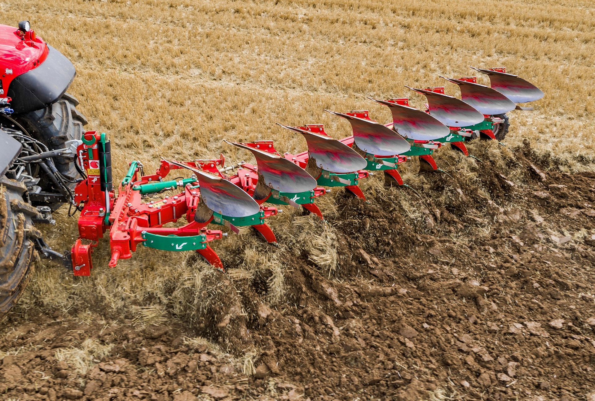 Kverneland in-furrow Ecomat ploughs