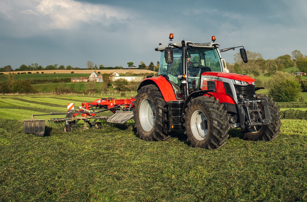 Massey works on hydrogen powered tractor