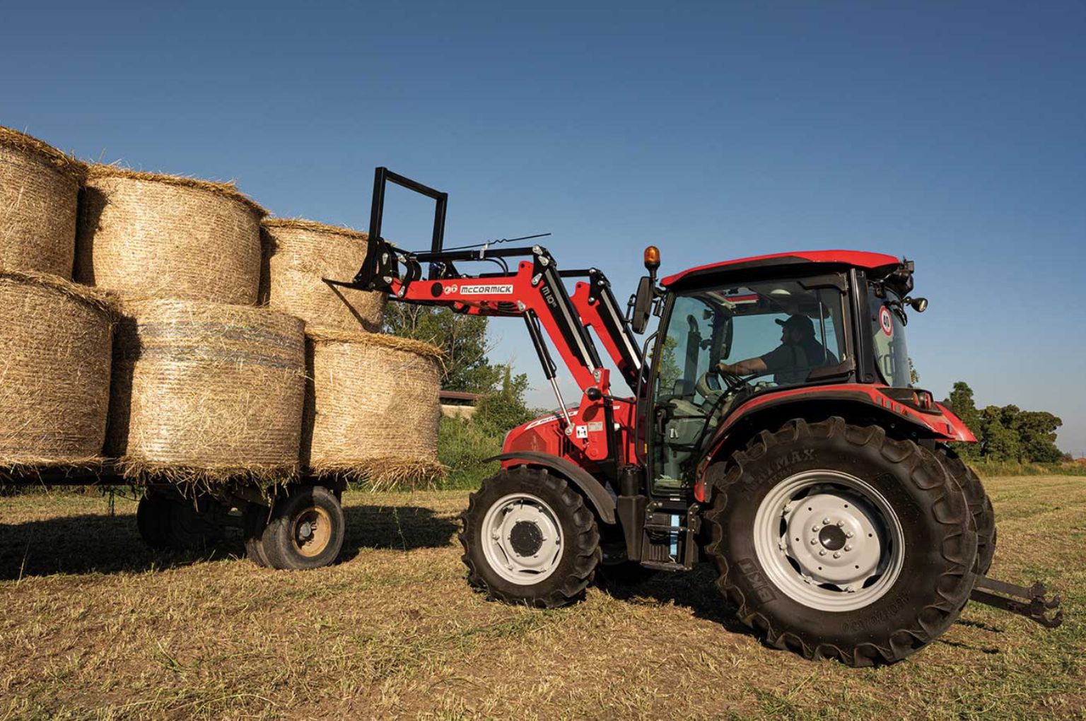 McCormick introduces 5 new series front loaders