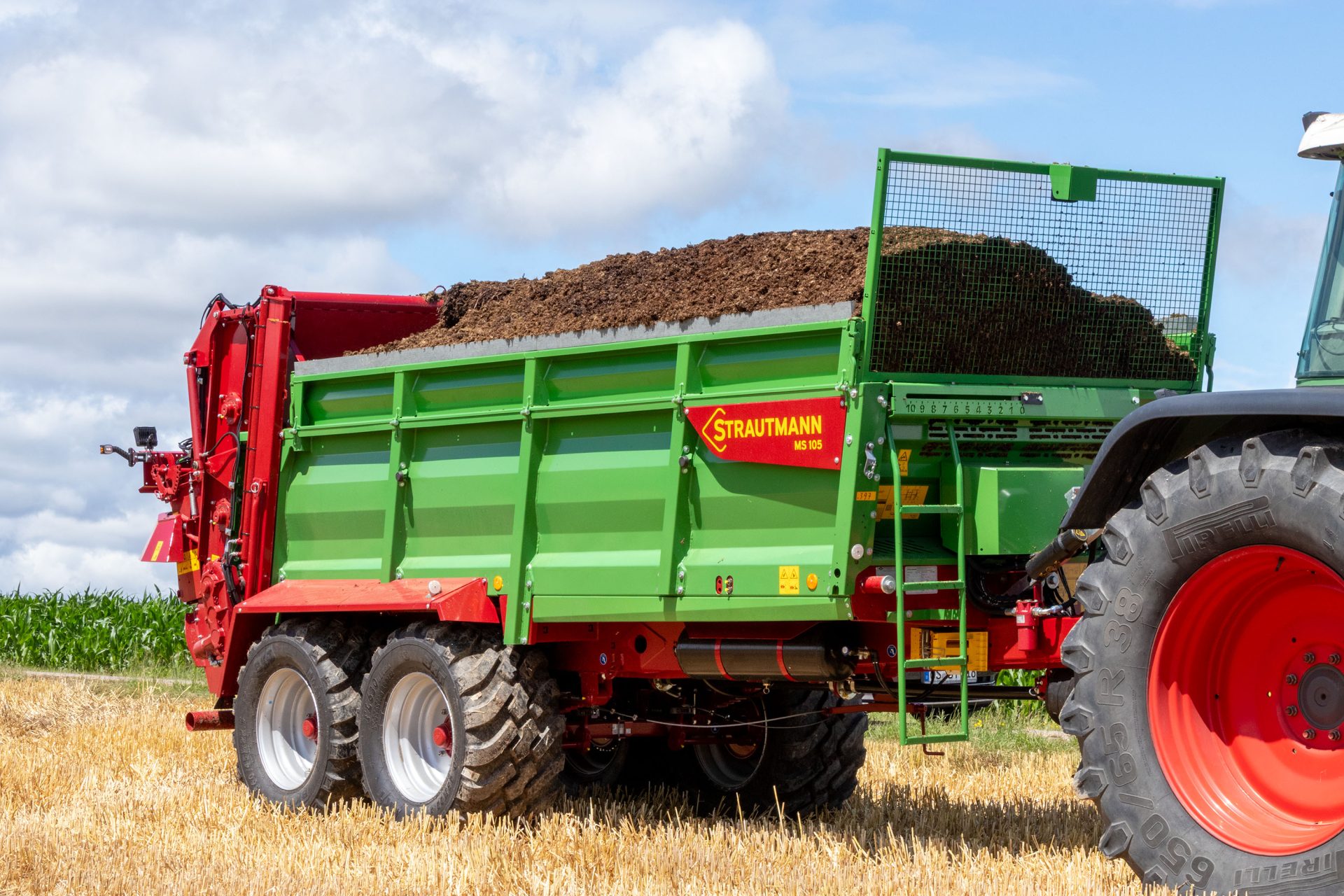 Strautmann updates MS spreader range