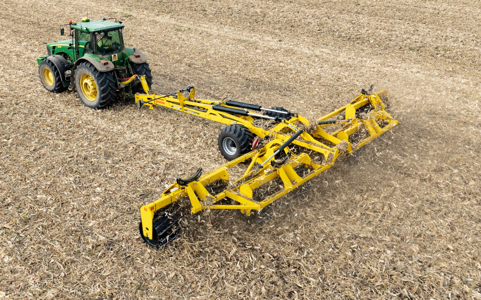 Trailed and mounted Bednar knife rollers