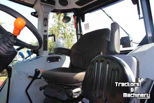 Tractor New Holland TD5.95 JN