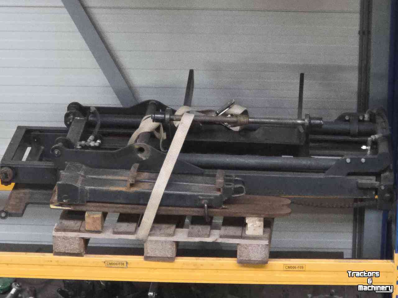 Other tractors and accessories  Front hefmast