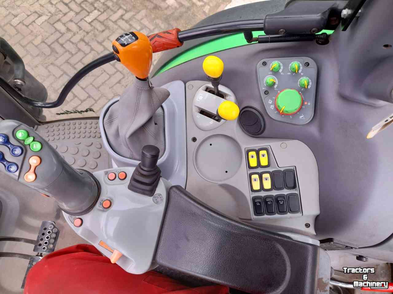 Tractor Deutz-Fahr M-650