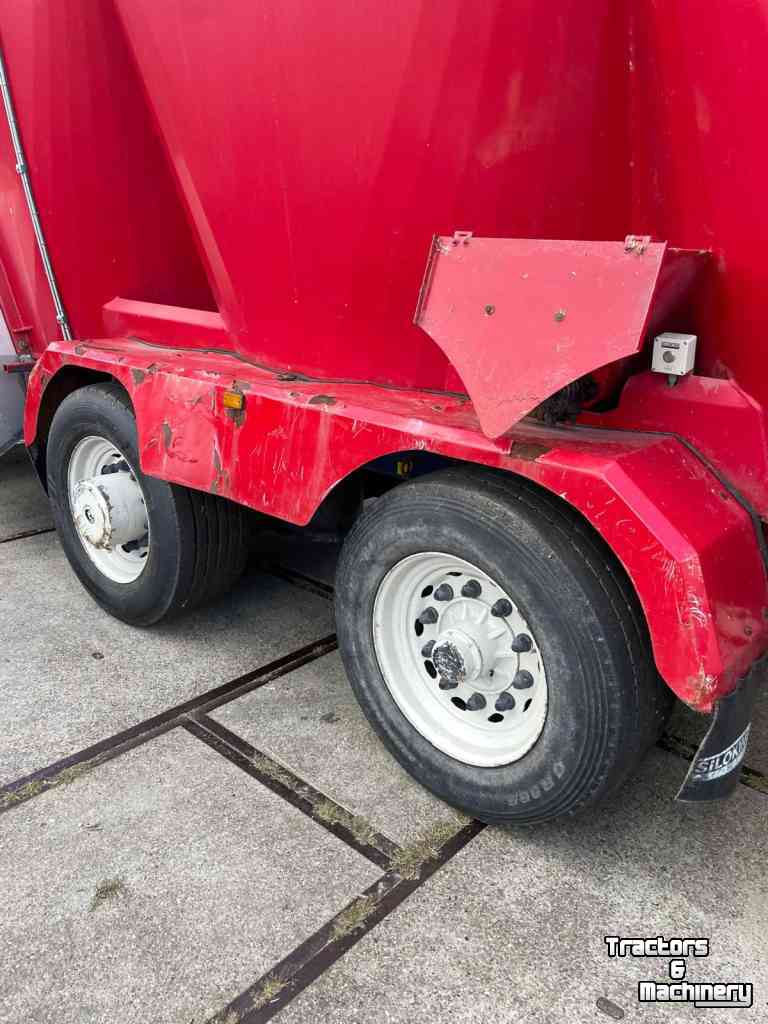 Self-propelled feed mixer Siloking Siloking SF30 1000 plus Silonox