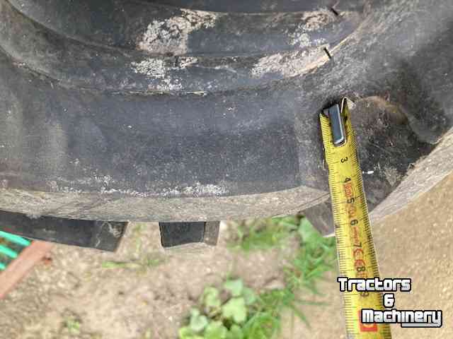 Wheels, Tyres, Rims & Dual spacers Taurus 11.2 r 24