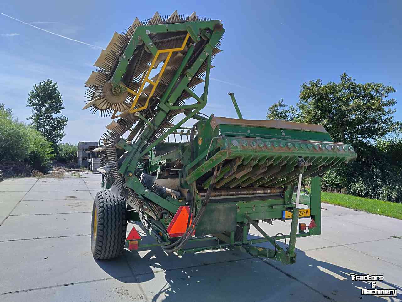 Potato harvester Krakei tweerijige wagenrooier