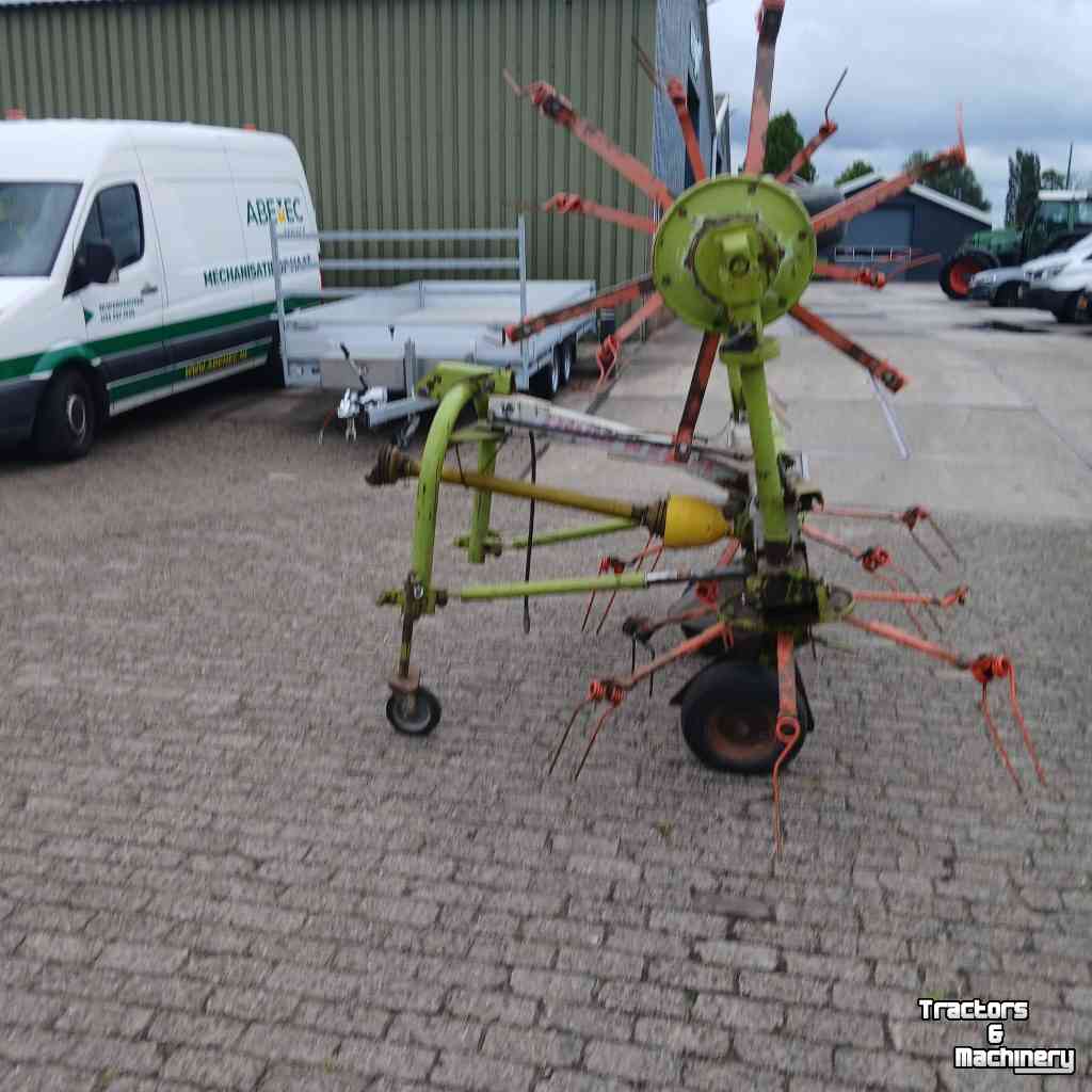 Tedder Claas W 540 SL