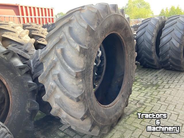 Wheels, Tyres, Rims & Dual spacers Firestone 620/70R42 Banden