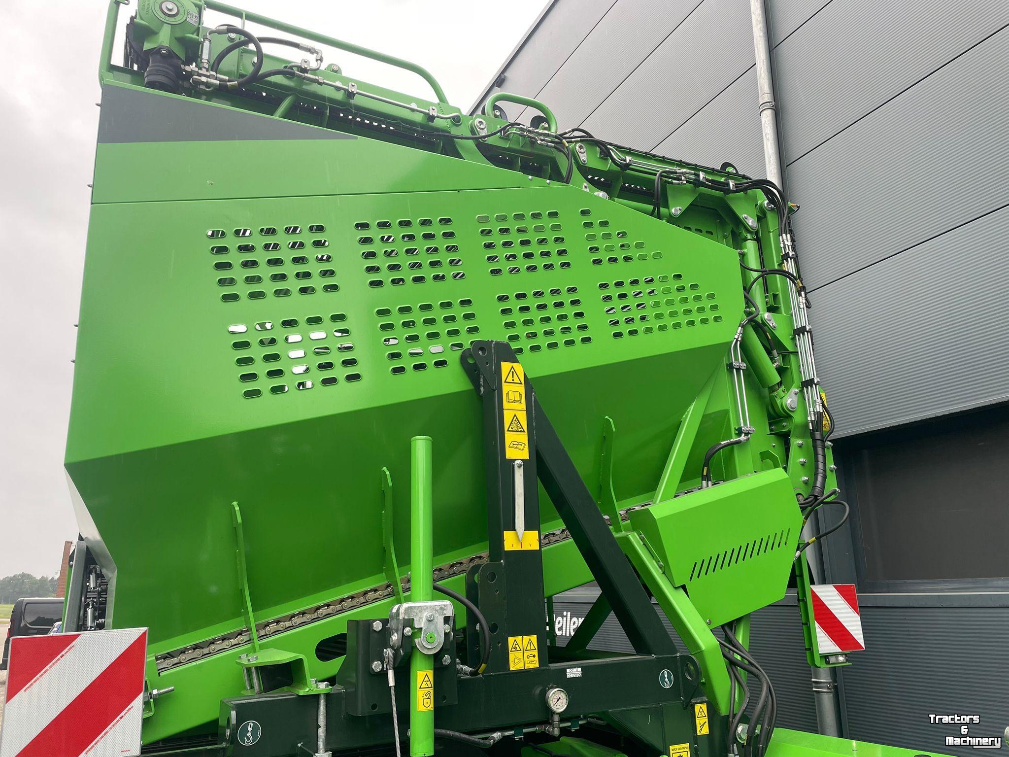 Potato harvester AVR Spirit 7200