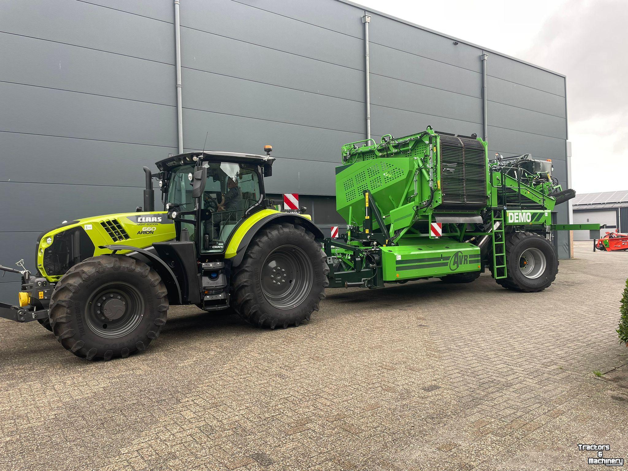 Potato harvester AVR Spirit 7200