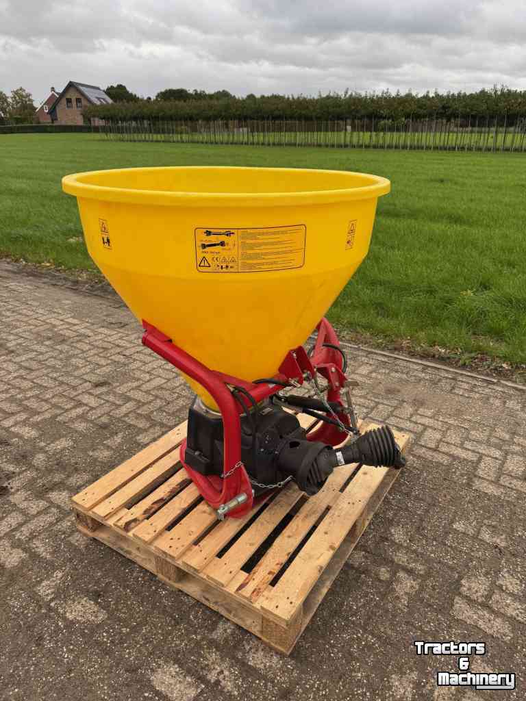 Fertilizer spreader Cosmo PDC 400