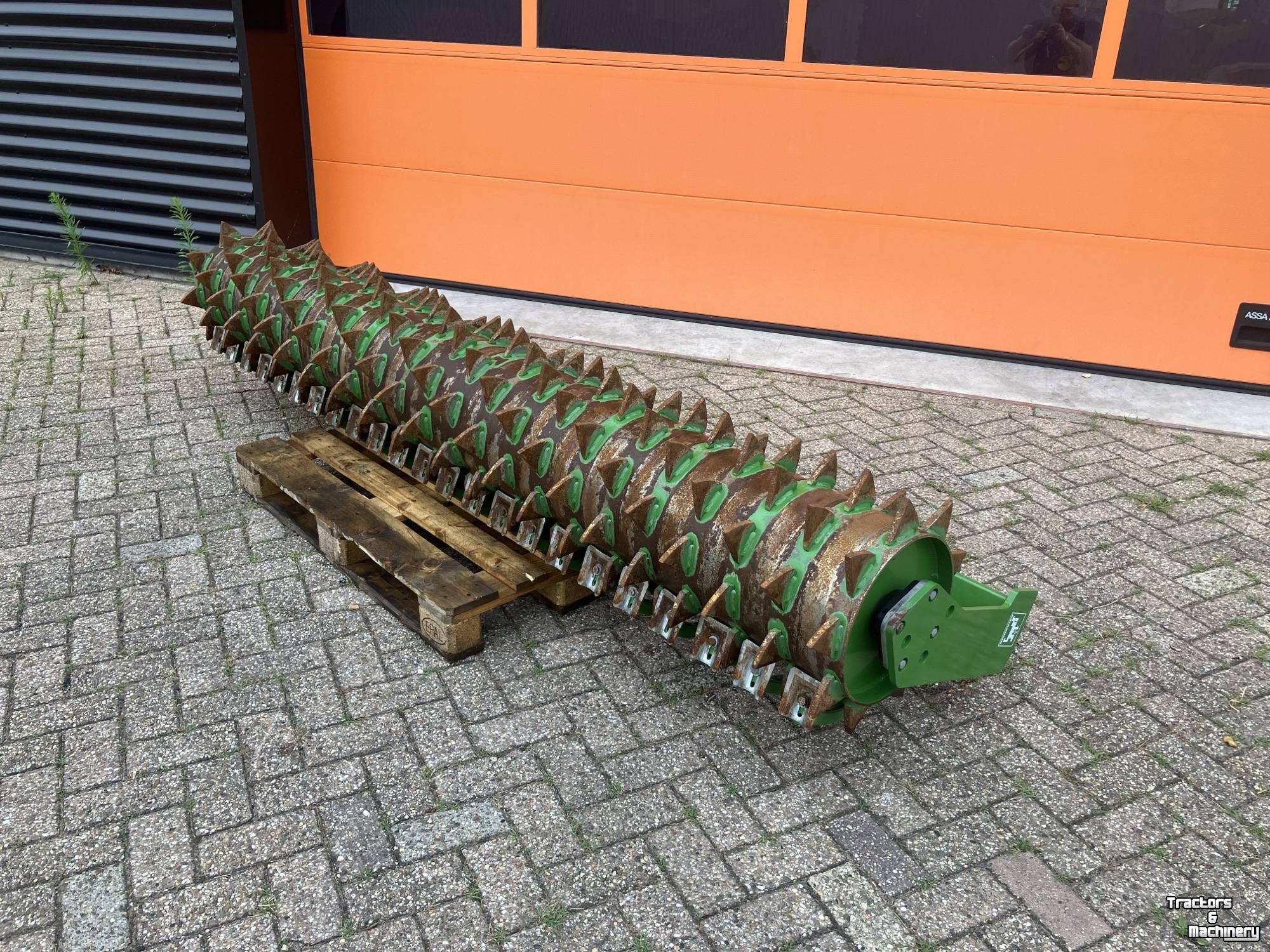 Rotary Harrow Amazone Pakkerwals PW 300-500