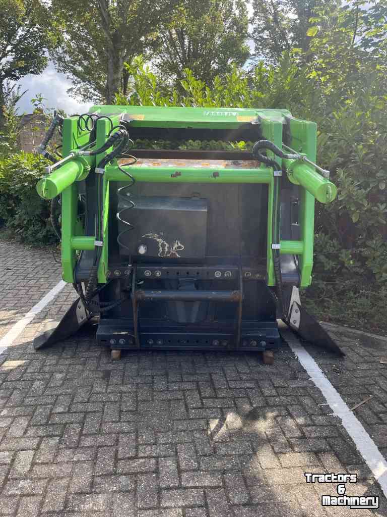 Silage grab-cutter VDW vdw voermengbak
