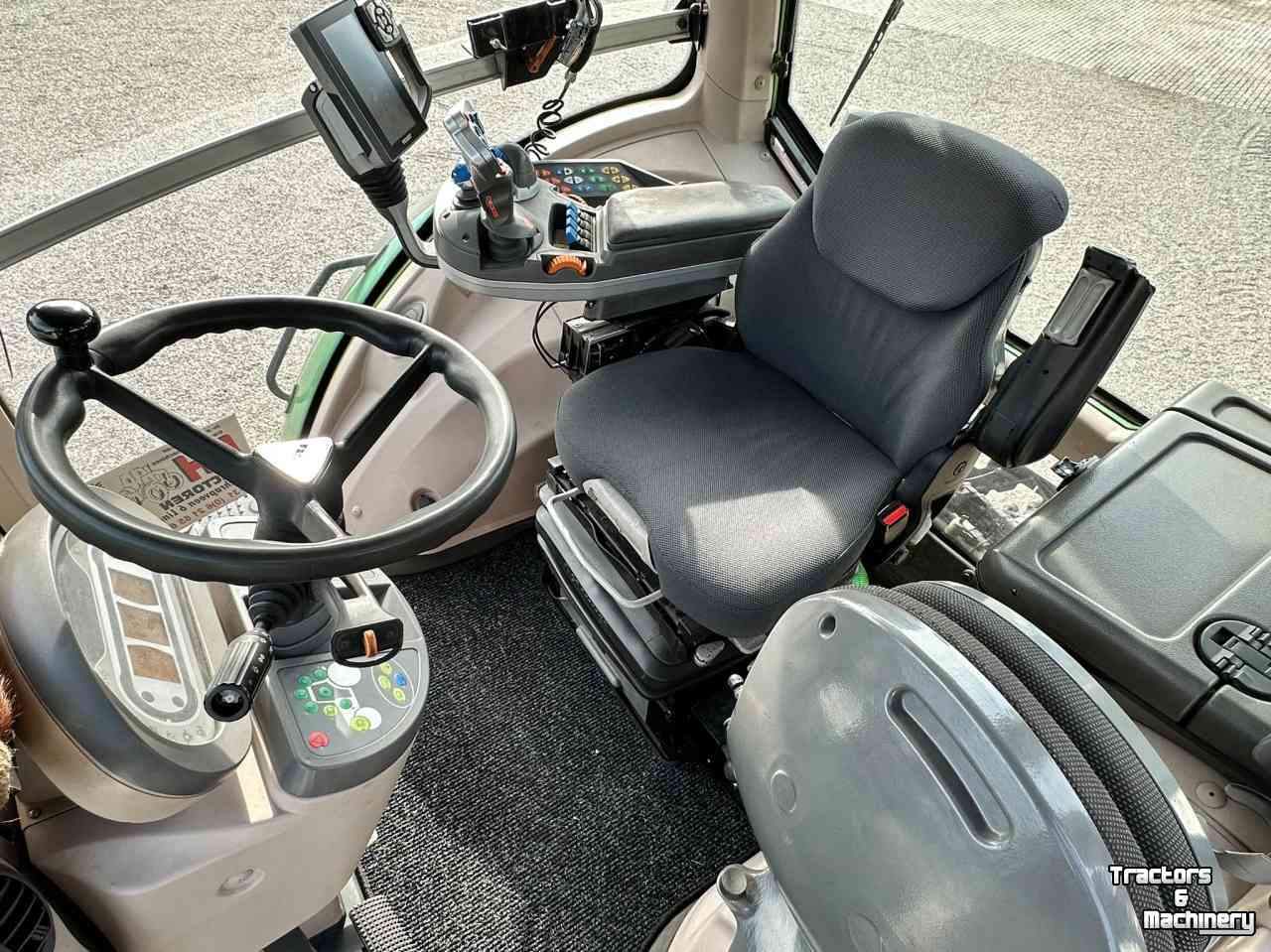 Tractor Fendt 826