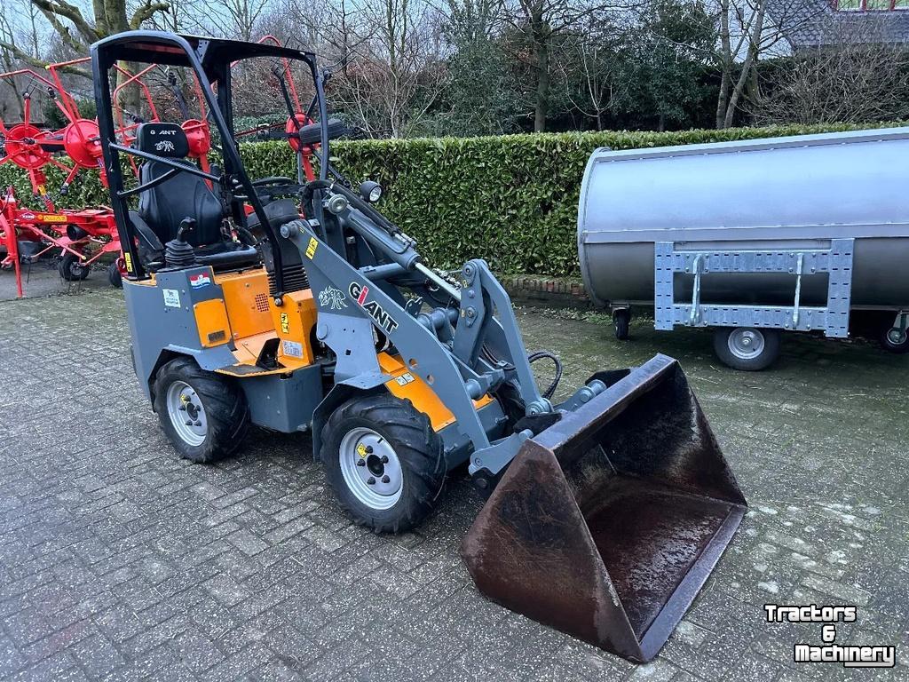 Wheelloader Giant D254SW