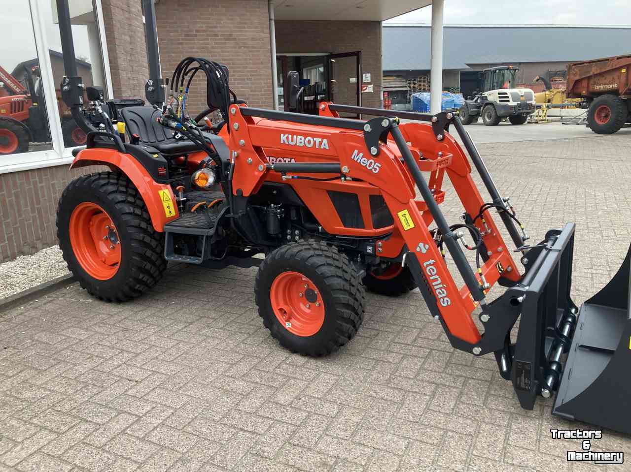 Tractor Kubota EK1-261