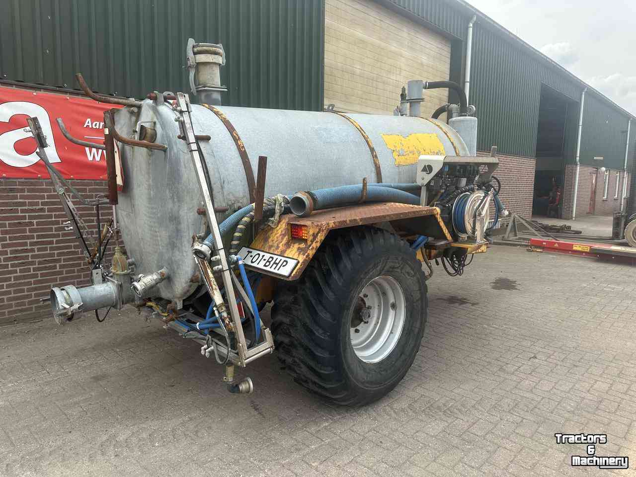 Water bowsers Veenhuis Enkelas Waterwagen / Watertank