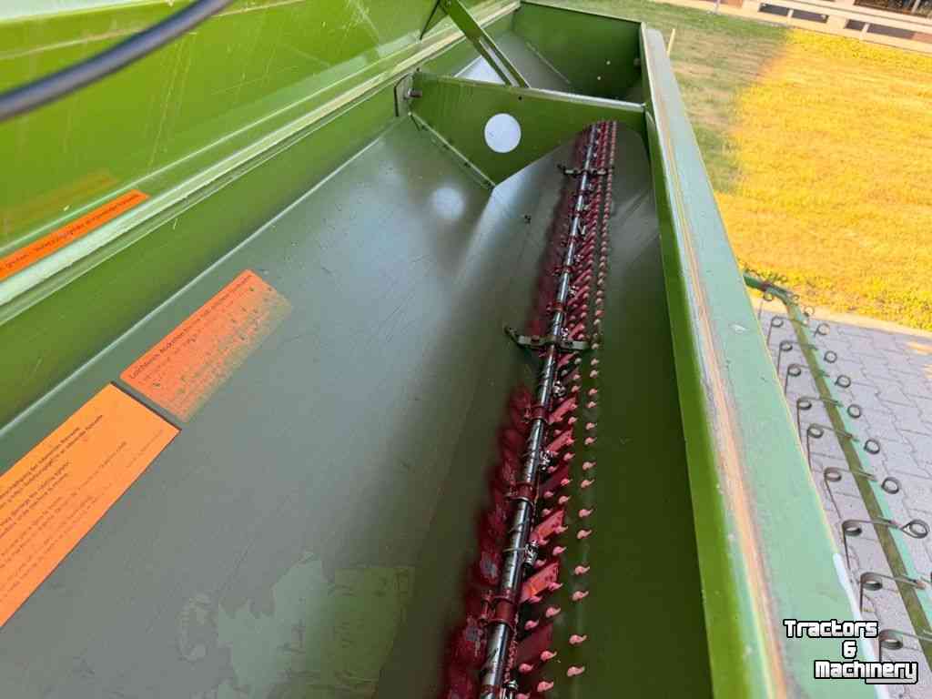 Seed drill Köckerling Nokkenrad zaaimachine met rol