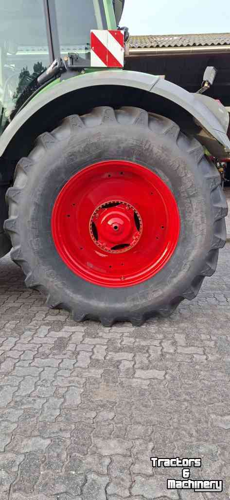 Wheels, Tyres, Rims & Dual spacers BKT 710/70R42