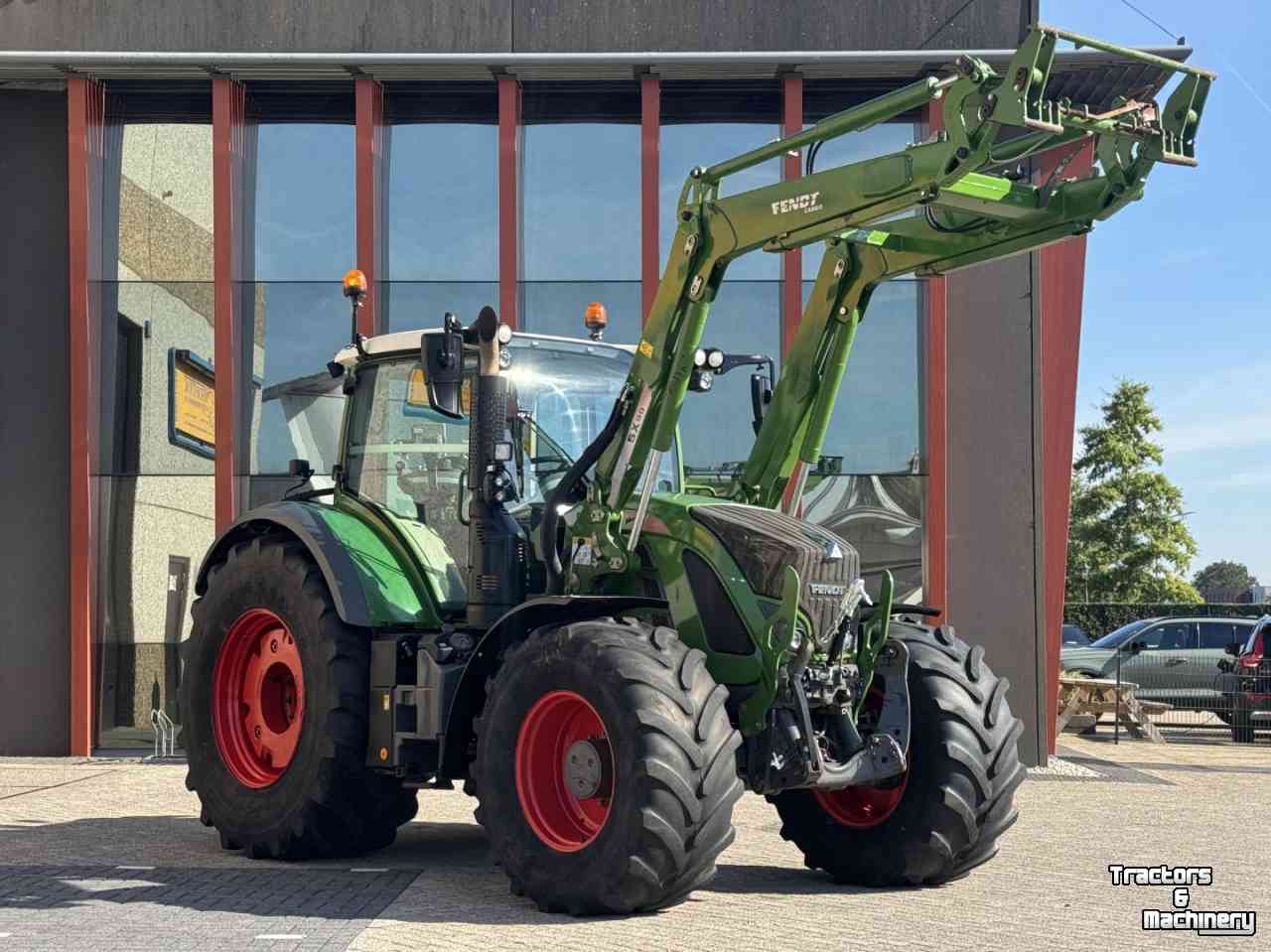 Tractor Fendt 718 vario Power S4 Fronthef Fendt Frontlader 5X90