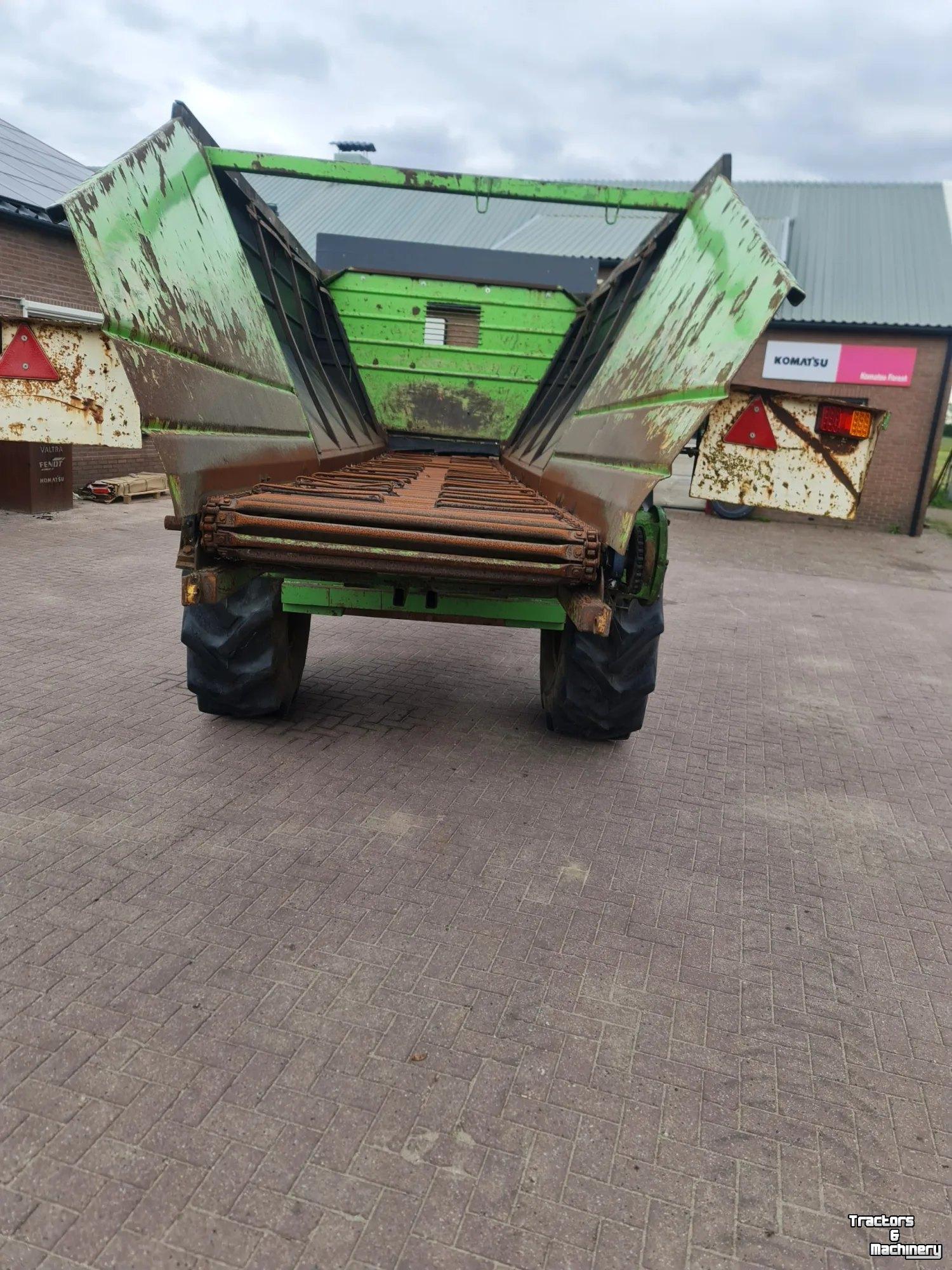 Self-loading wagon AVR OVERLAADWAGEN