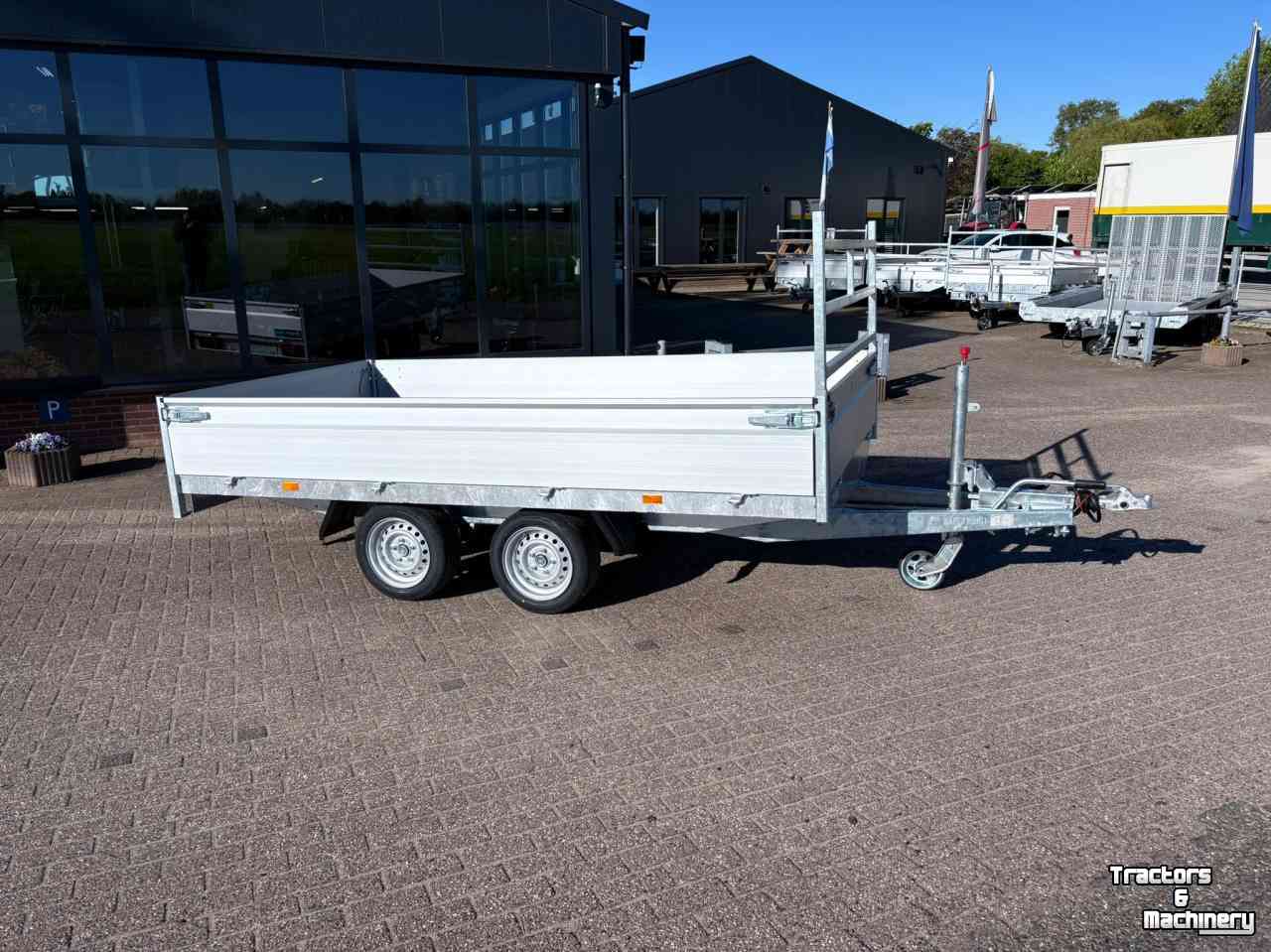Car trailer up to 3500 Kg Hapert Plateauwagen Azure H2 2700 KG Torsievering