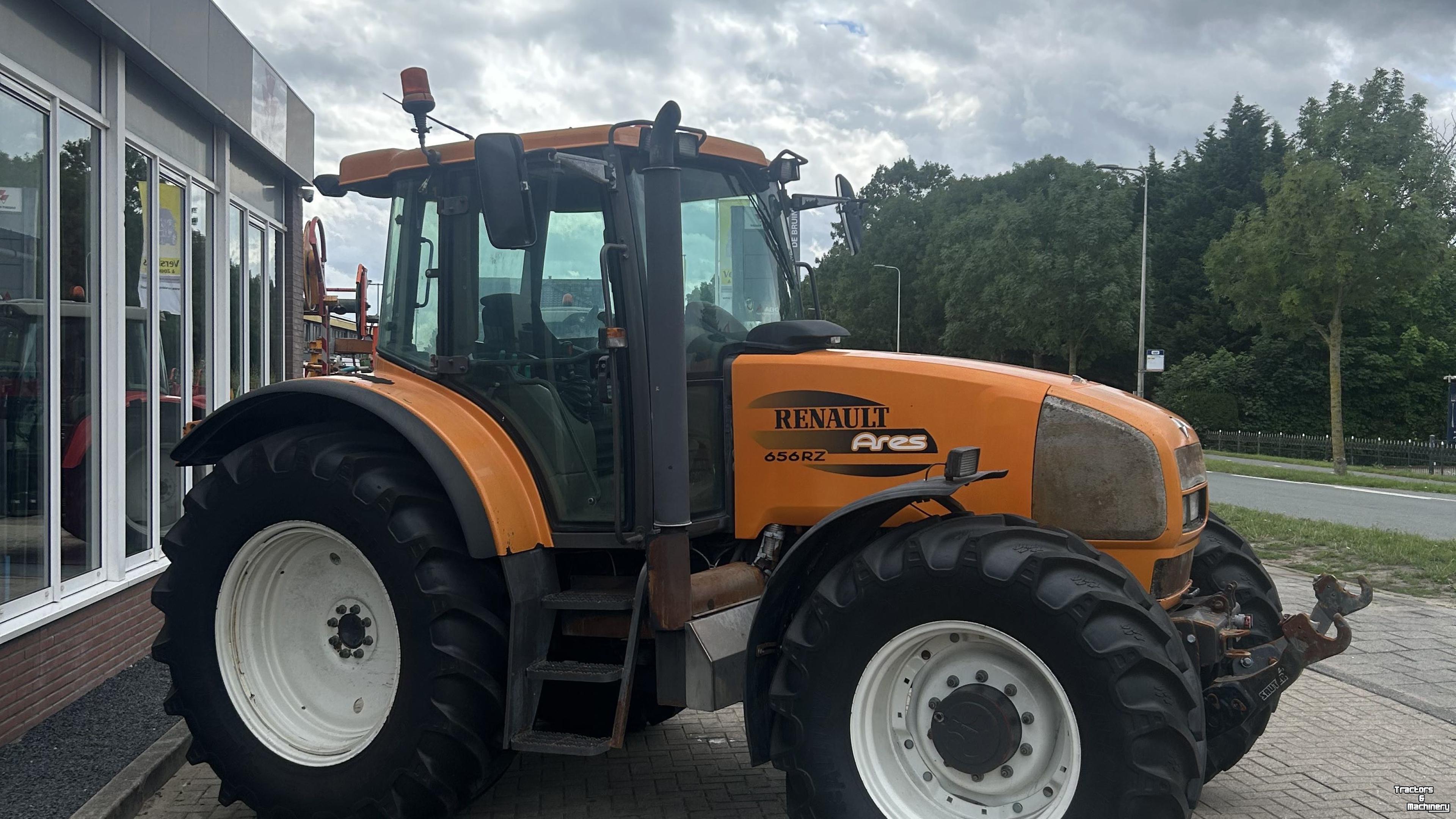 Tractor Renault Renault ARES 656RZ