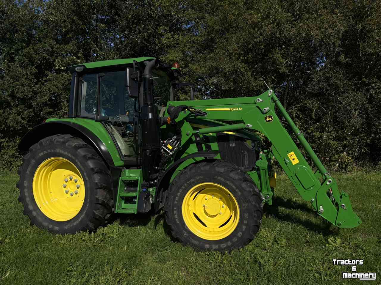 Tractor John Deere 6120M