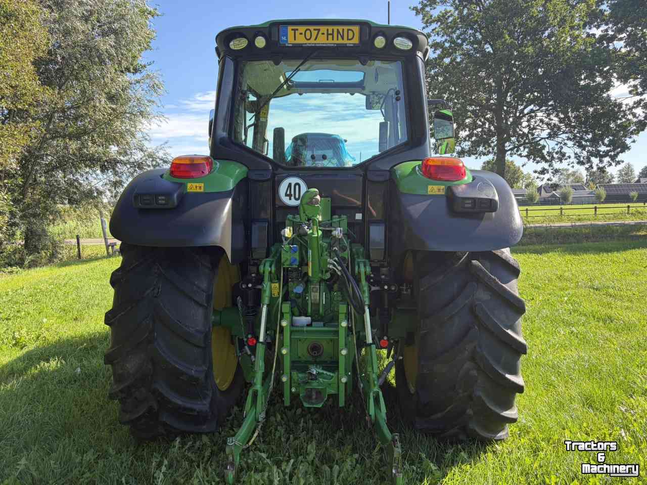 Tractor John Deere 6120M