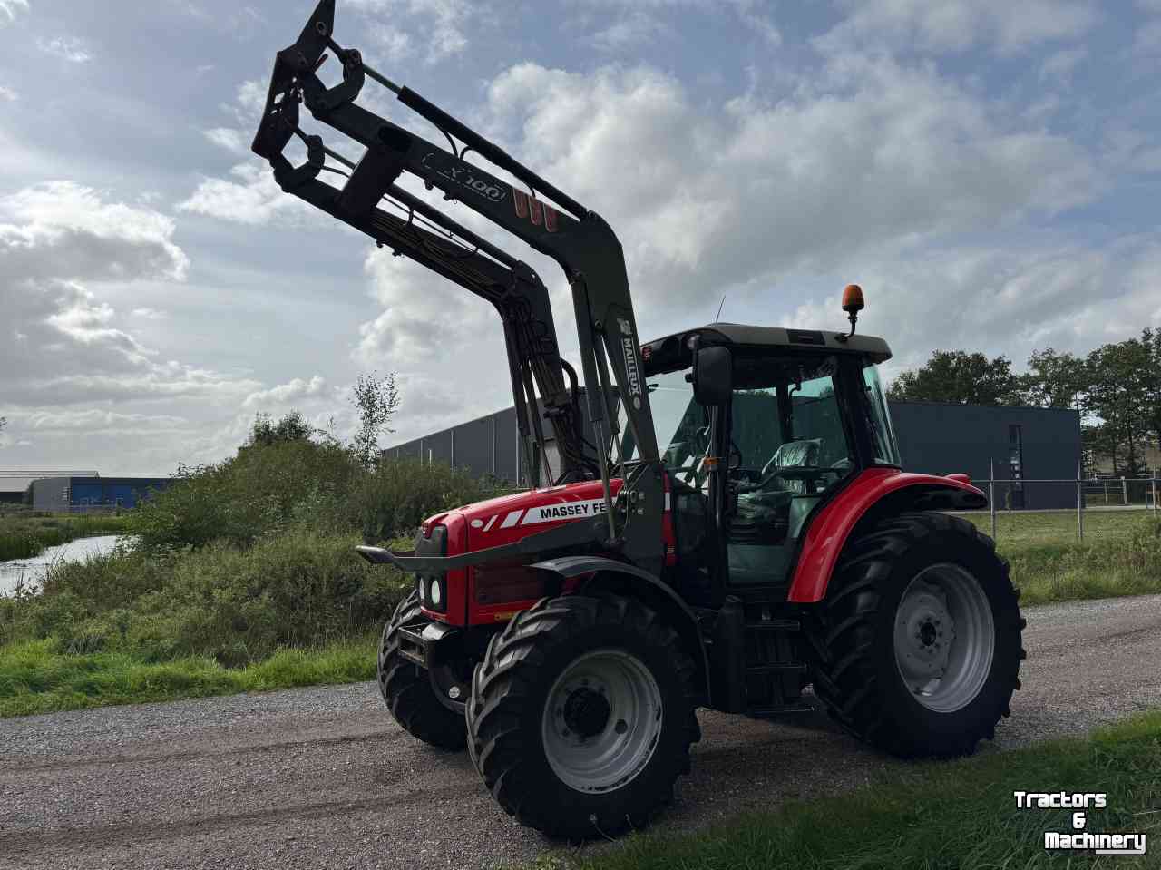 Tractor Massey Ferguson 5435 Speedshift Tractoren