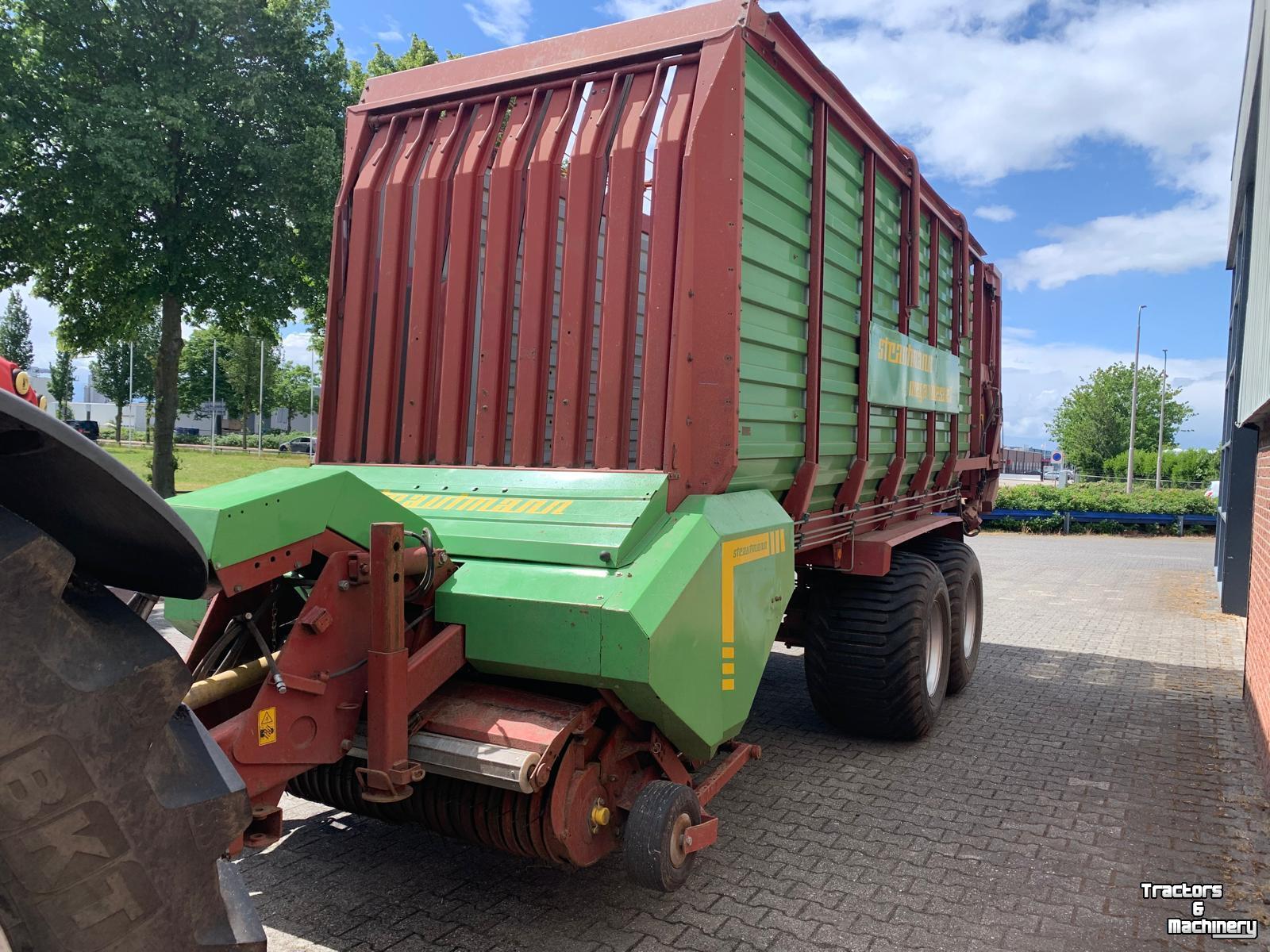 Silage wagon Strautmann 2