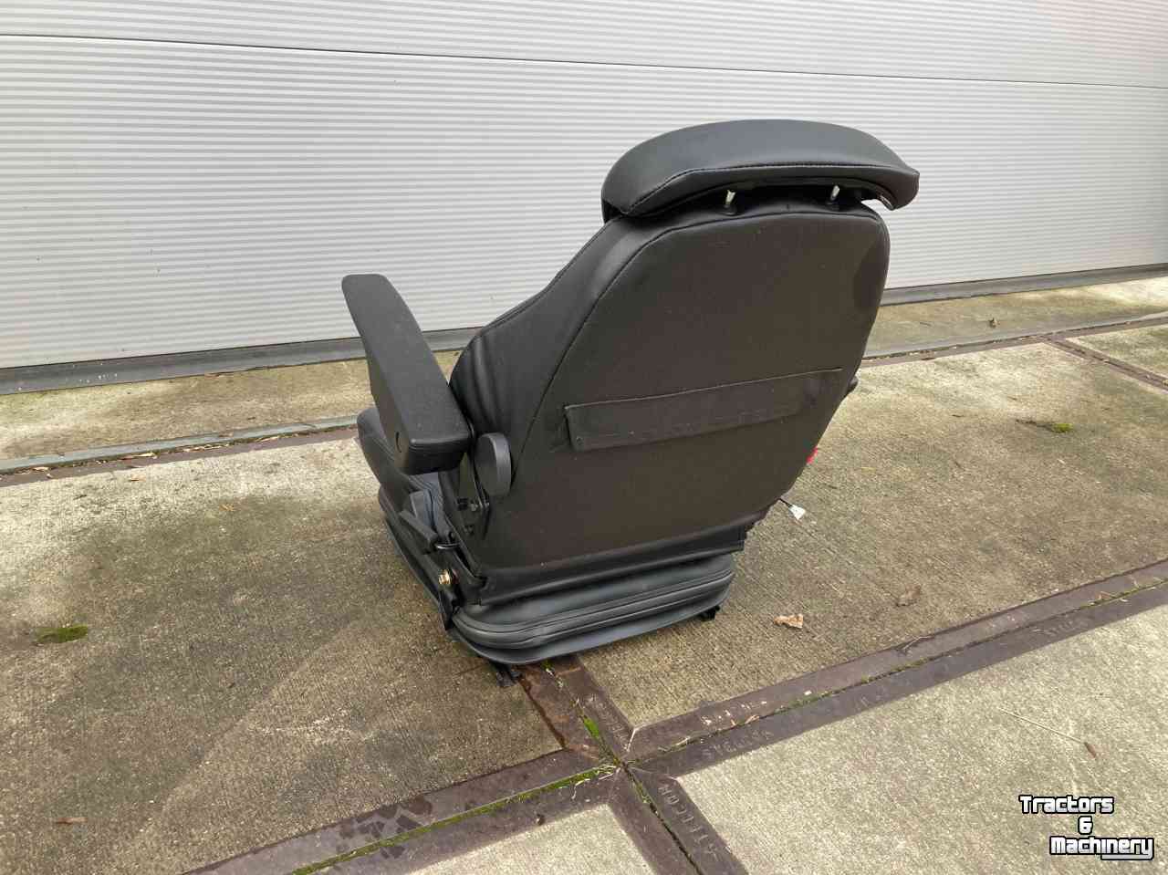 Diverse new spare-parts Eurotrac Mechanisch geveerde stoel