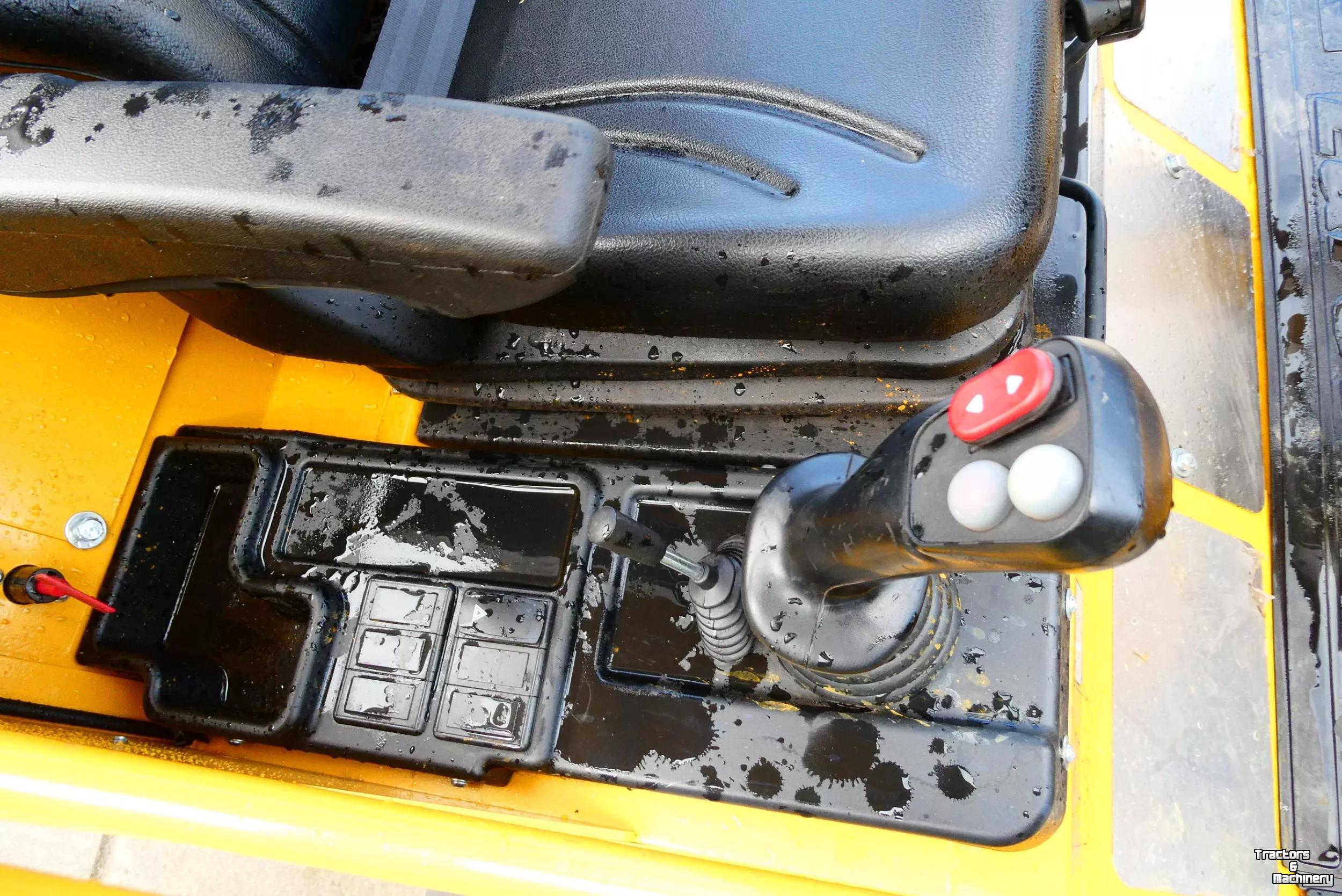 Wheelloader Eurotrac Shovel W12F