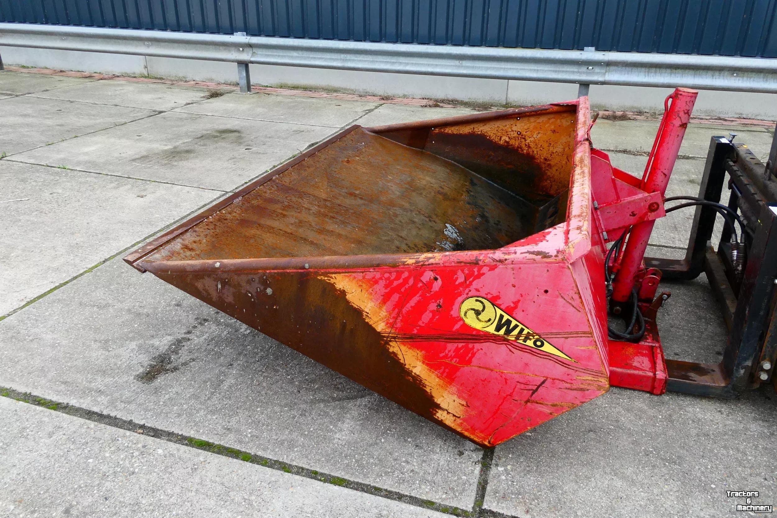 Loading bucket / Potato loading bucket Wifo Schepbak