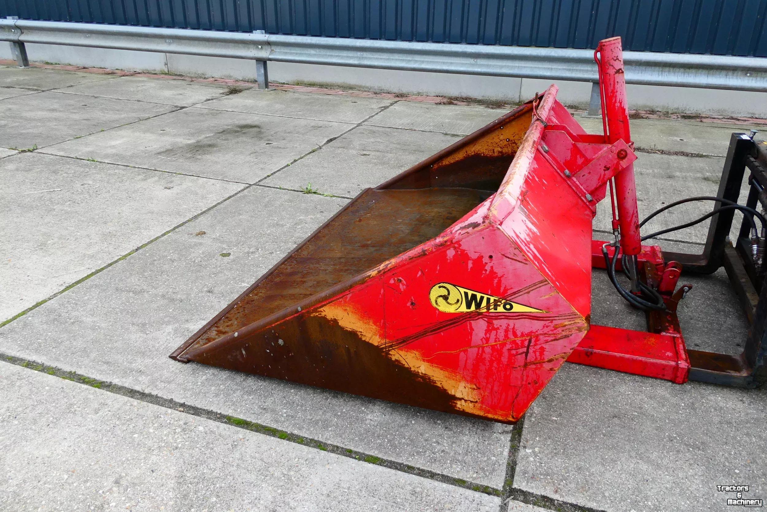 Loading bucket / Potato loading bucket Wifo Schepbak
