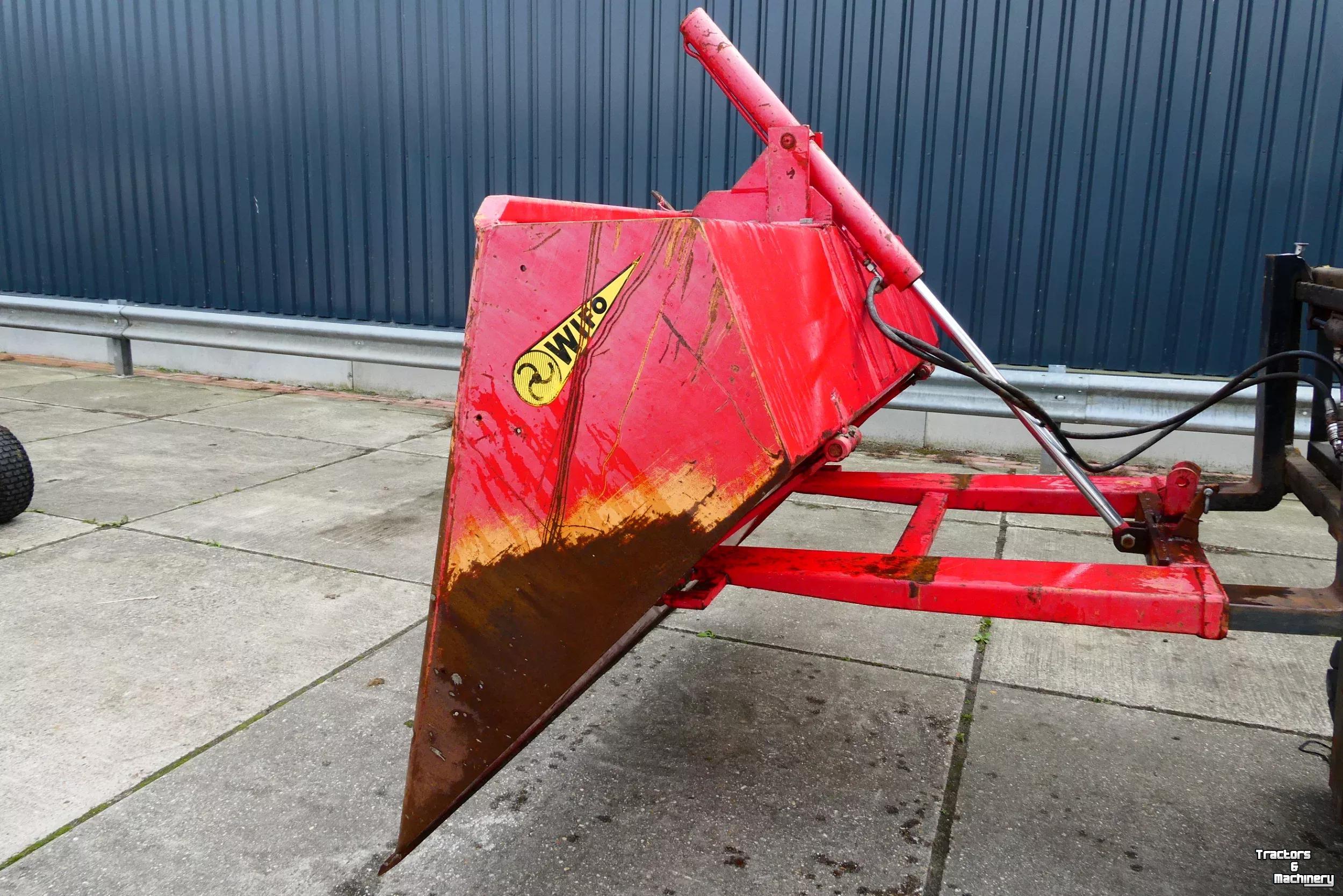 Loading bucket / Potato loading bucket Wifo Schepbak